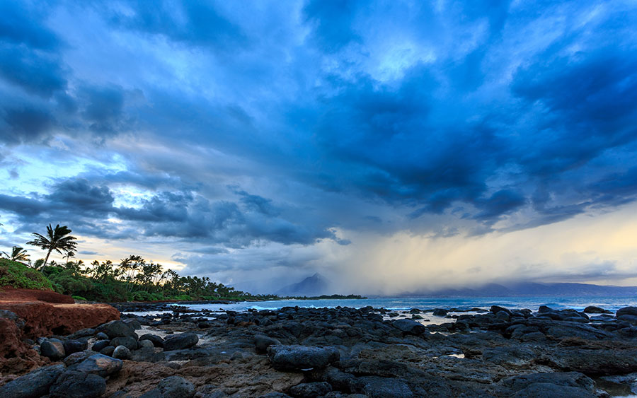 03775_stormoverkahului