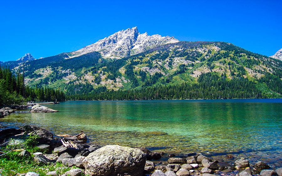 03547_lakeofteton