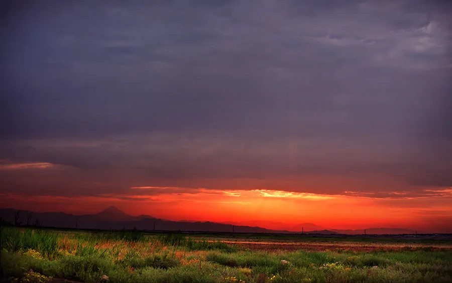 03047_farawayglory