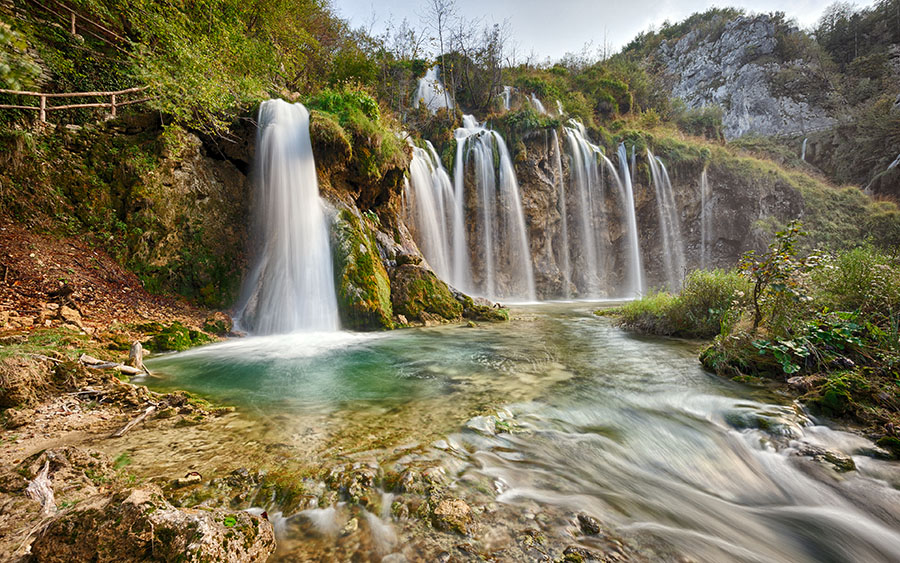 03569_plitvicesecretwaterfall