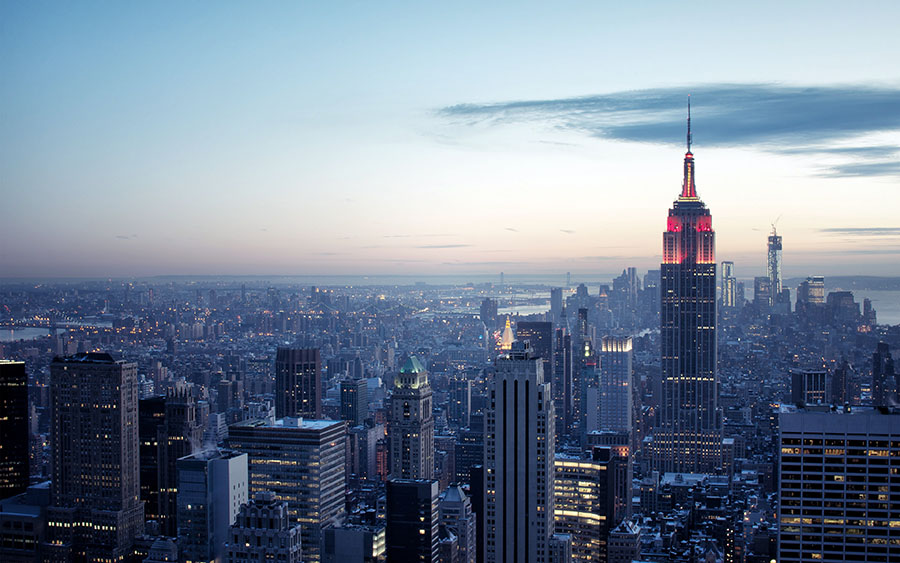 03204_topoftherock