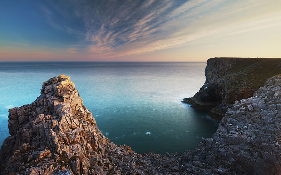 03273_theseacliffsofpembroke