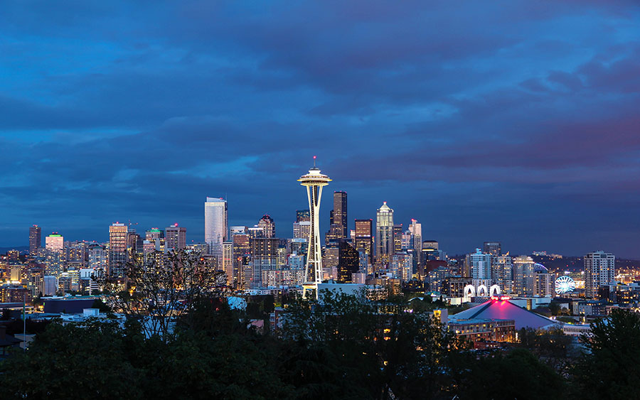 03628_downtownseattleatdusk