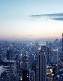 03204_topoftherock