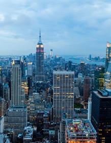 03079_topoftherock